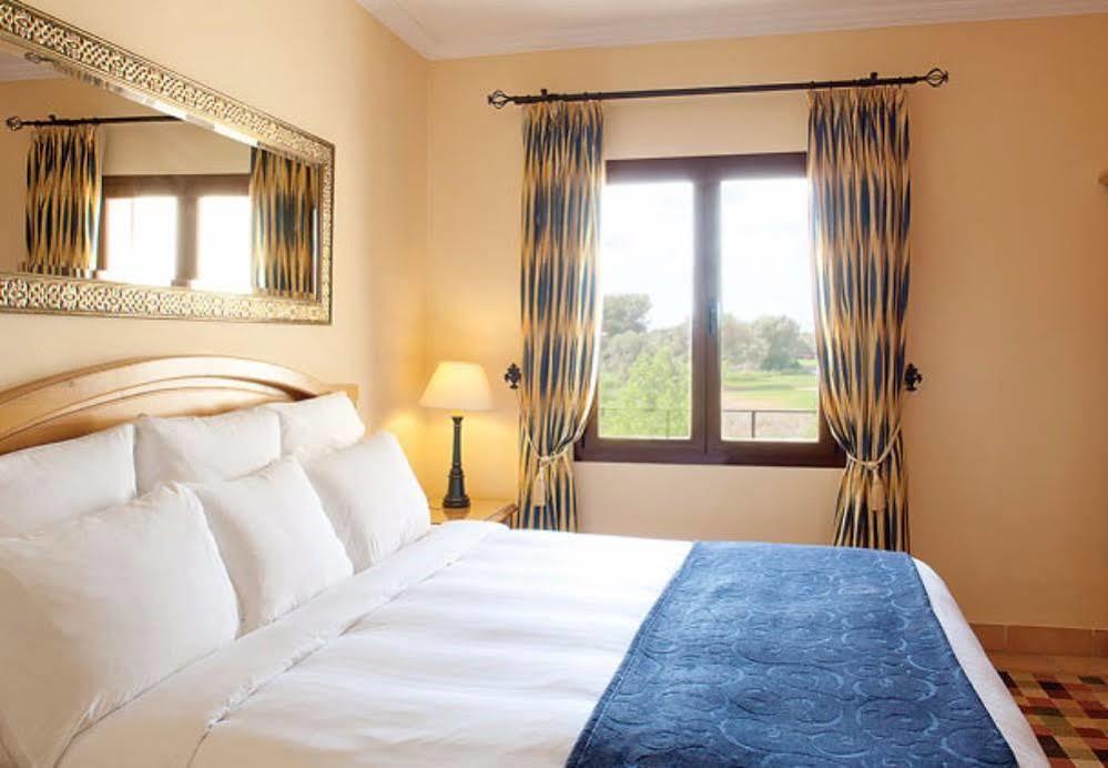 Marriott'S Club Son Antem Hotel Llucmajor  Værelse billede